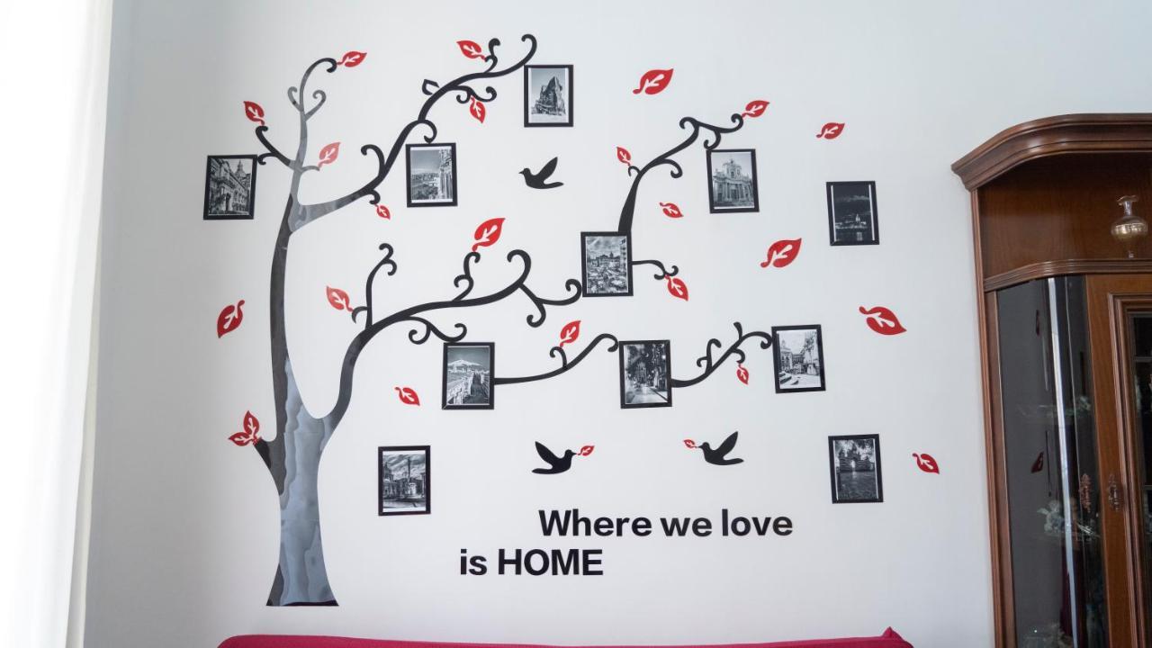 Mary'S Center House Apartment Catania Bagian luar foto